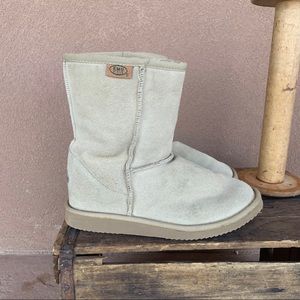 EMU Ridge Tan Suede Winter Boots